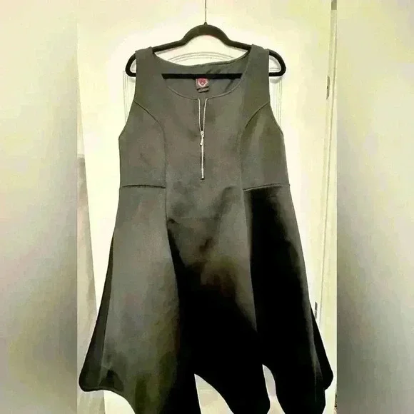 Torrid Rebel Collection Little Black Dress - Picture 1 of 7